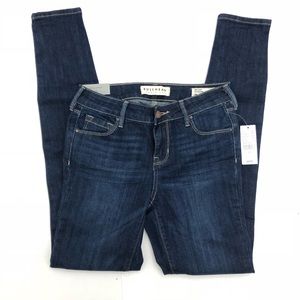 Bullhead mid rise skinny jeans dark‎ rinse size 24